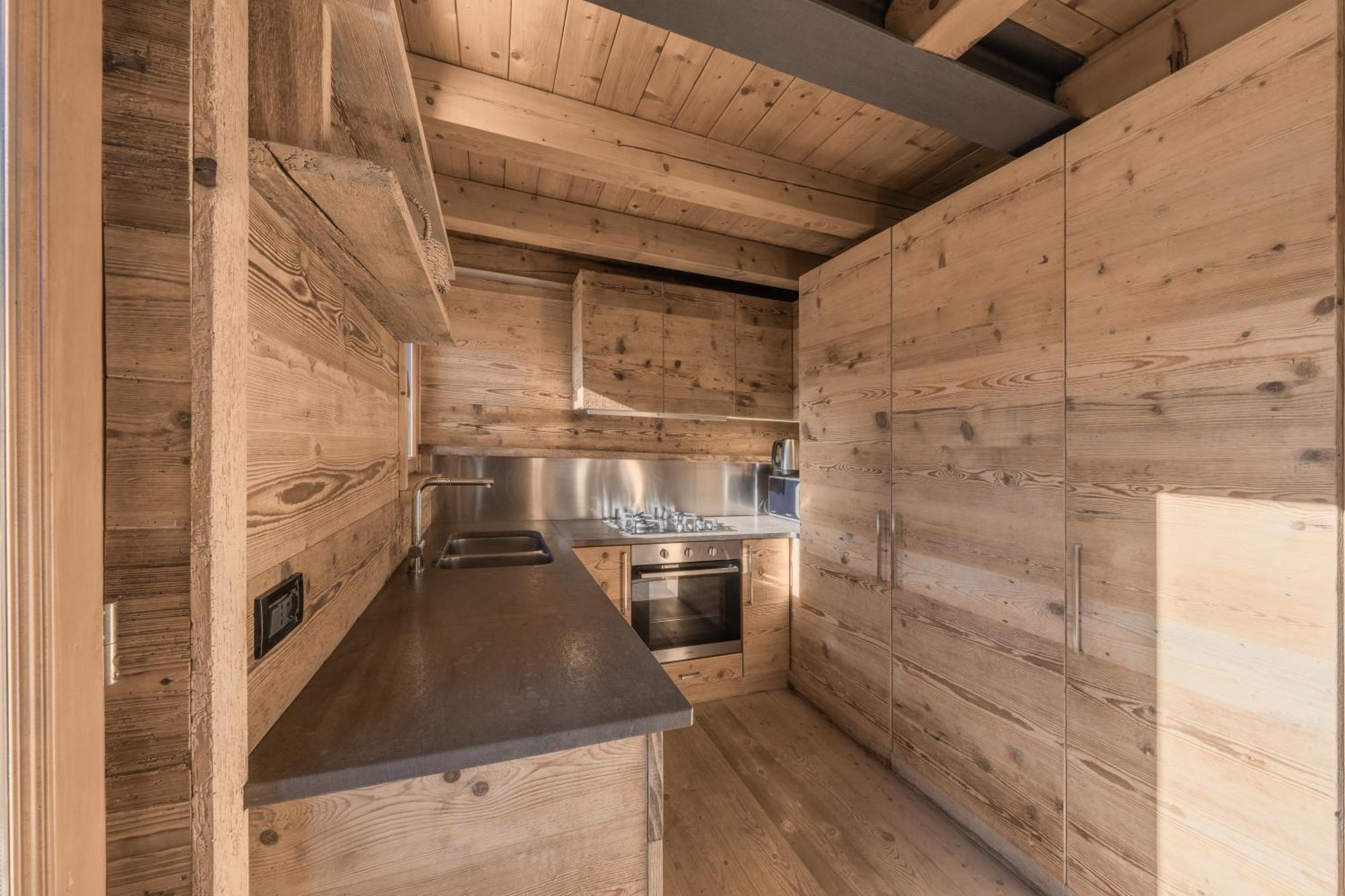 Nevesole Chalet - Charming Flat Near Dolomiti Ski Slopes サン・ヴィート・ディ・カドーレ エクステリア 写真