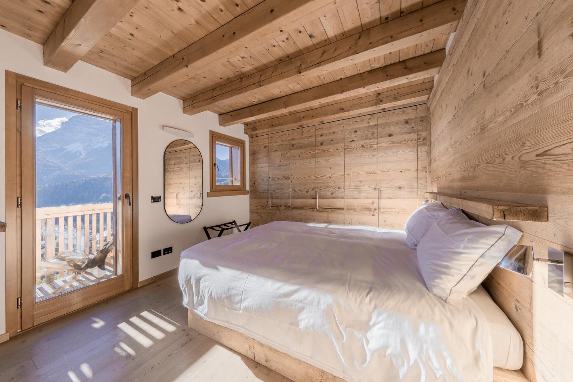 Nevesole Chalet - Charming Flat Near Dolomiti Ski Slopes サン・ヴィート・ディ・カドーレ エクステリア 写真