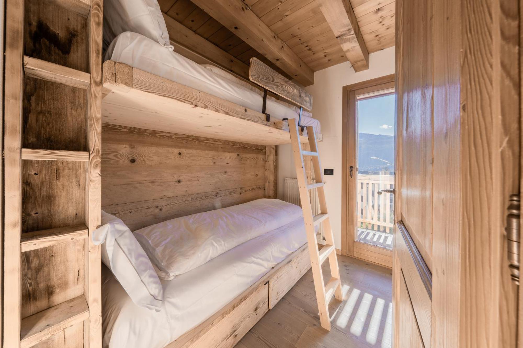 Nevesole Chalet - Charming Flat Near Dolomiti Ski Slopes サン・ヴィート・ディ・カドーレ エクステリア 写真